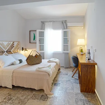 Pom Alacati Boutique * Кешме