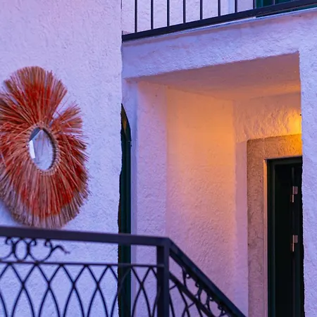 Pom Alaçatı Boutique Otel