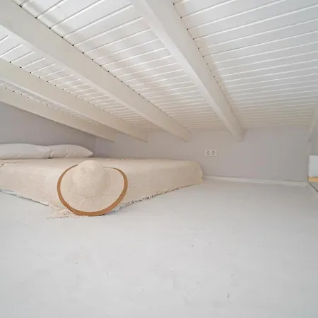 Pom Alacati Boutique *