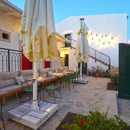 Ξενοδοχείο Pom Alacati Boutique
