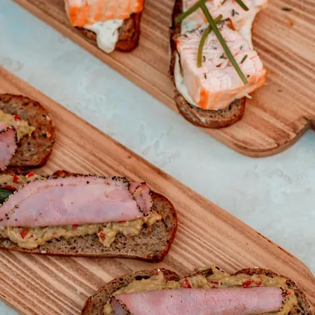 Pom Alaçatı Boutique